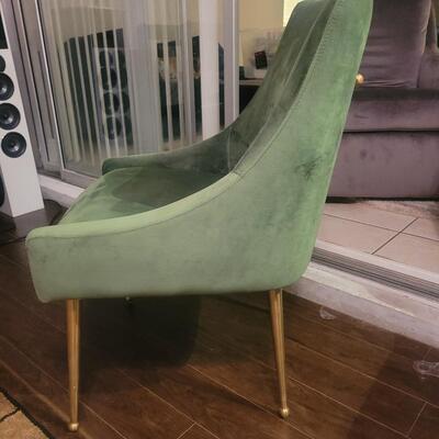 Set of 2 Velvet green chairs