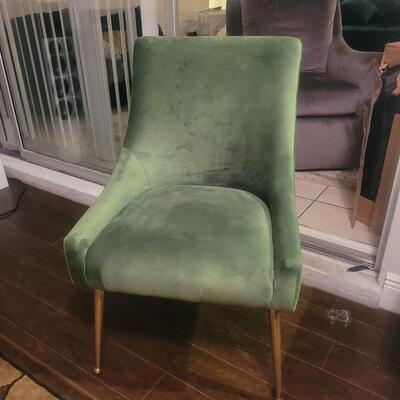 Set of 2 Velvet green chairs