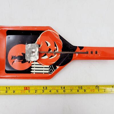 VINTAGE HALLOWEEN METAL CELEBRATION TOY LOT