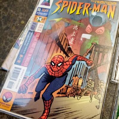 LOT 61  LOT OF VINTAGE SPIDER-MAN COMIC BOOKS
