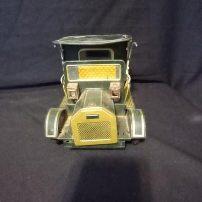 DANCING HULA GIRL- BATTERY OPERATED TIN VINTAGE CAR-WIRE CARRIAGE
