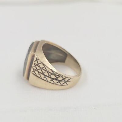 14K GOLD DESIGNED PICTURE RING