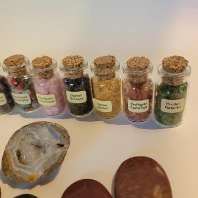 Worry Stones, small crystal jars & Geode lot