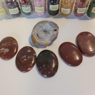 Worry Stones, small crystal jars & Geode lot