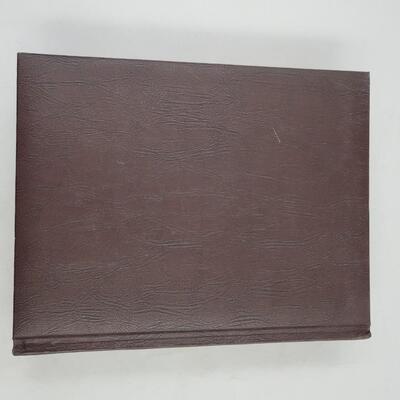 VINTAGE FAMILY "KING JAMES EDITION" HOLY BIBLE