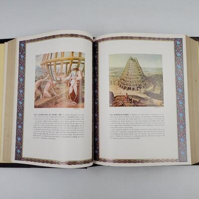 VINTAGE FAMILY "KING JAMES EDITION" HOLY BIBLE