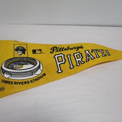 Vintage Pittsburgh Pirates Pennant