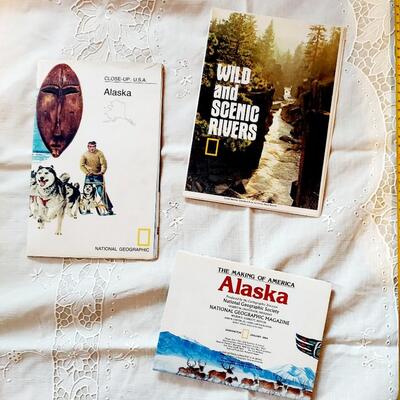 NATIONAL GEOGRAPHIC ALASKA MAPS - POSTERS