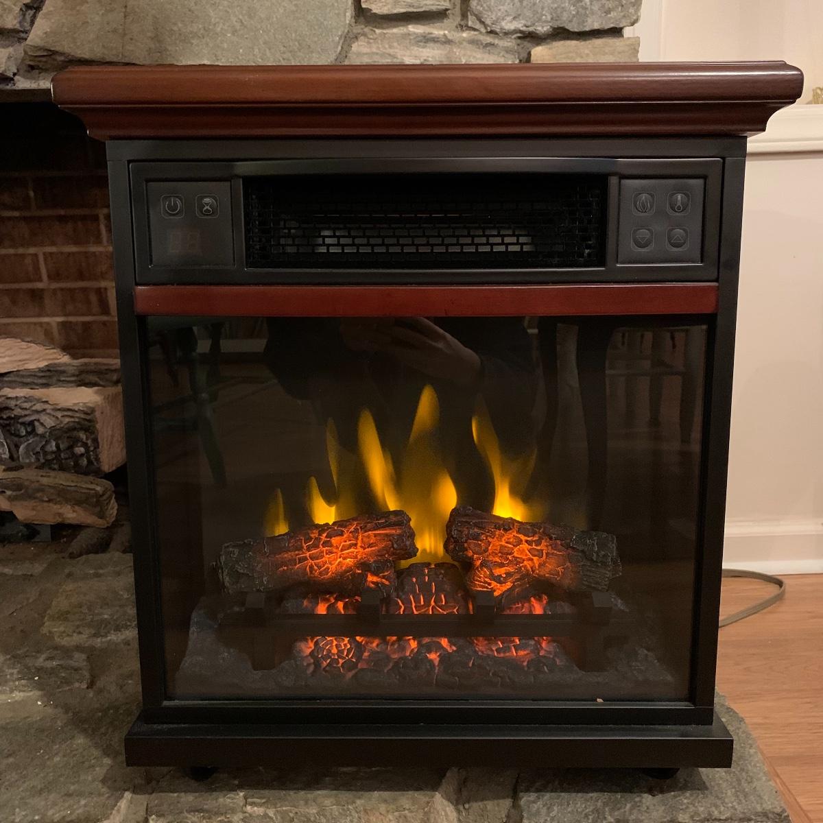 Twin Star Infrared Heater/Electric Fireplace Model 20IF100GRAC202 (LR