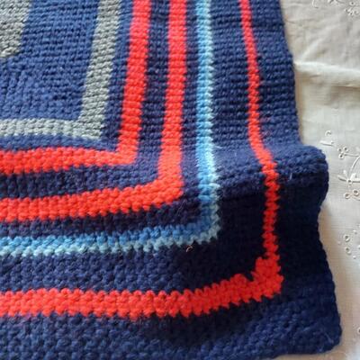SMALL KNITTED BLANKET - THROW