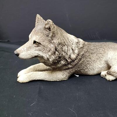 Sandcast Wolf