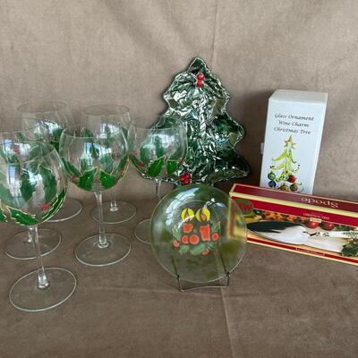 Lot 34. Christmas Hostess Lot