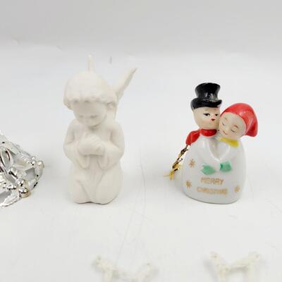BELLS & SNOWFLAKE CHRISTMAS DECOR BUNDLE
