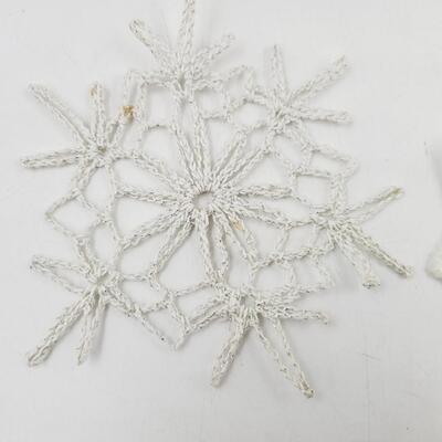 BELLS & SNOWFLAKE CHRISTMAS DECOR BUNDLE