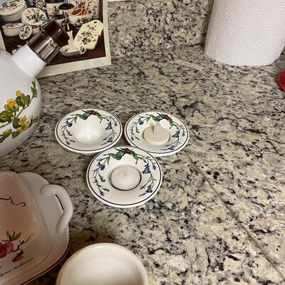 Lot 36  Villeroy & Boch "Botanica" Serving Pieces