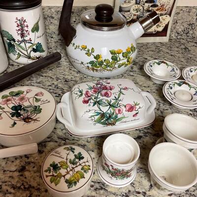 Lot 36  Villeroy & Boch "Botanica" Serving Pieces