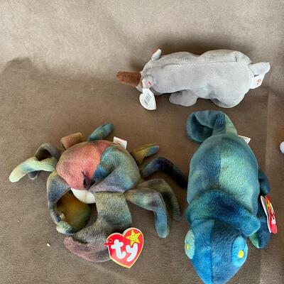 Lot 67. Beanie Babies