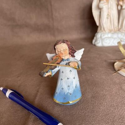 Lot 91. Angel Lot