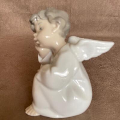 Lot 98. Three Angels