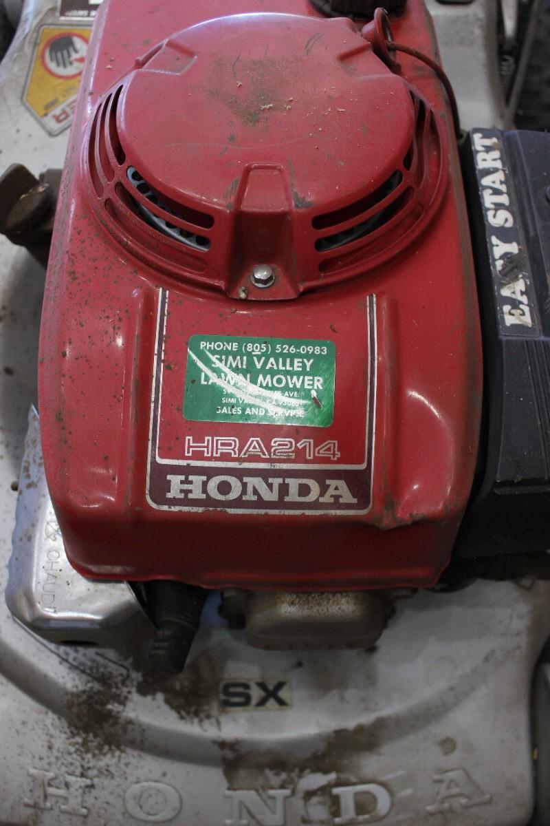 Honda HRA214 Lawn Mower
