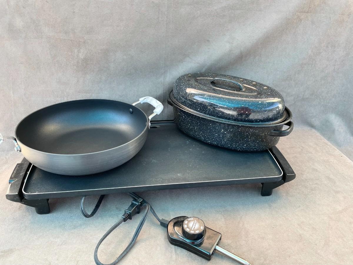 Lot 10 Electric Griddle, Frying Pan, & Roaster