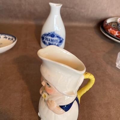 Lot 116. Blue Porcelain Lot