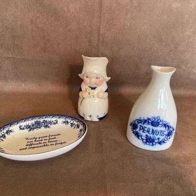 Lot 116. Blue Porcelain Lot