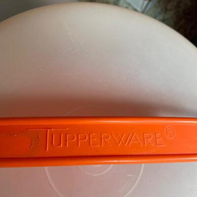 Lot 139. Tupperware Cake-Taker and Ice Bucker