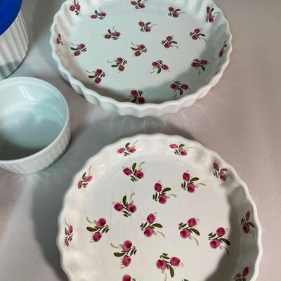 Lot 160. Ceramic Bakeware