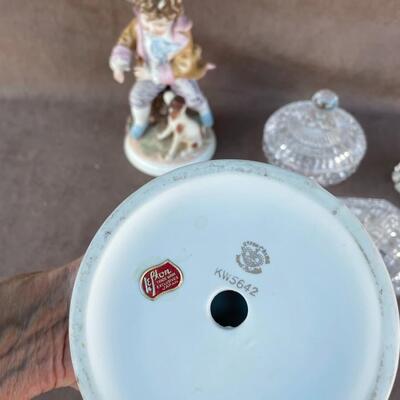 Lot 47   Vintage Porcelain and Glass