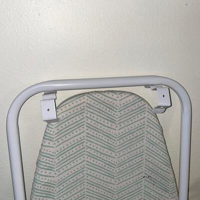 Lot 179. Laundry Lot