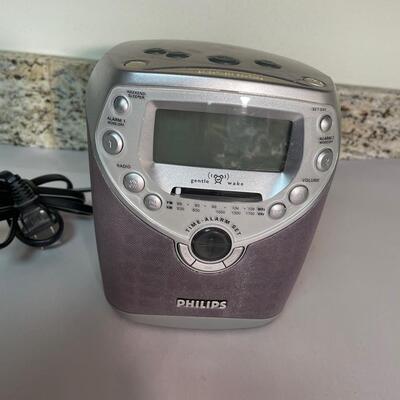 Lot 184  CD Player Clock Radio