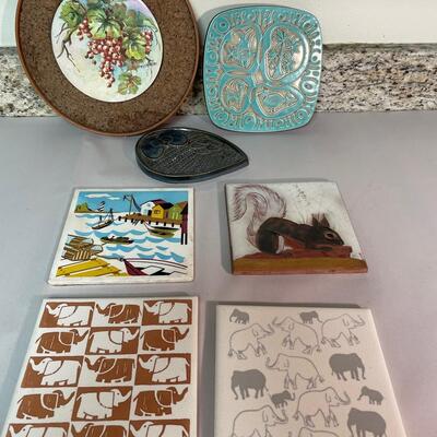Lot 185. Trivets