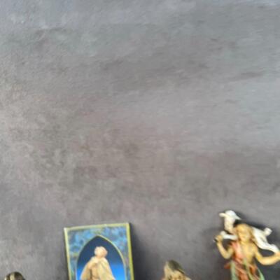 Lot 54  Fontanini Nativity Figurines  (Qty 28)