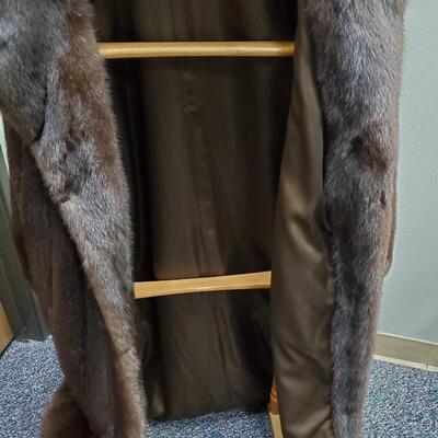 Luxurious dark brown knee length coat
