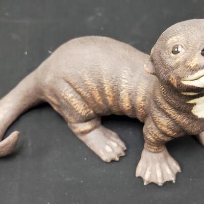 Lenox  Giant Otter