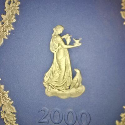 Wedgewood Year 2000 Plate Blue White commemorative  collectible