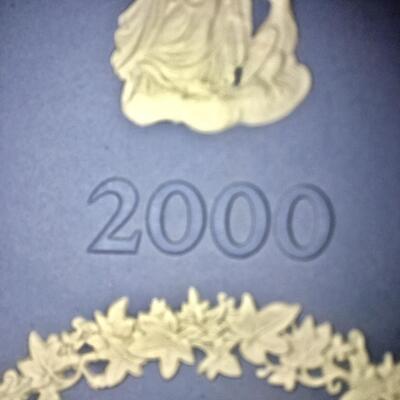 Wedgewood Year 2000 Plate Blue White commemorative  collectible