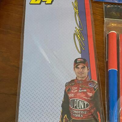 NASCAR Jeff Gordon #24 Dupont Notepads Pens Enamel Pin