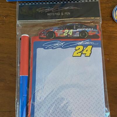 NASCAR Jeff Gordon #24 Dupont Notepads Pens Enamel Pin