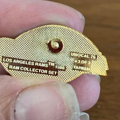 Retro Los Angeles LA Rams Collector Lapel Hat Pin #3 Unocal 76 1988 