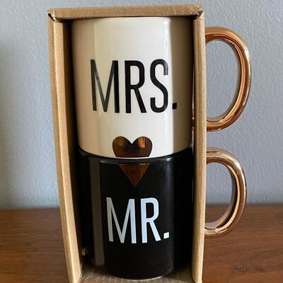 Mrs. & Mr. Wedding Anniversary Gift Coffee Cup Mug Set NEW