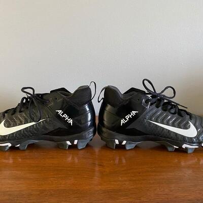 NIKE Men's Alpha Menace 2 Shark W Football Cleats Size 11 - Worn Once