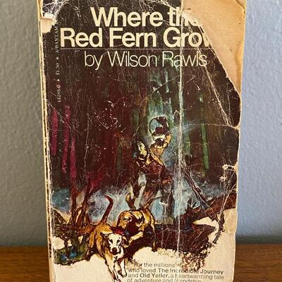 Where the Red Fern Grows Wilson Rawls Paperback Classic 1977