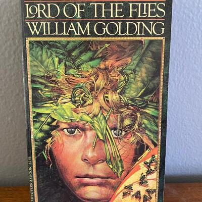 Lord of the Flies William Golding Paperback Classic