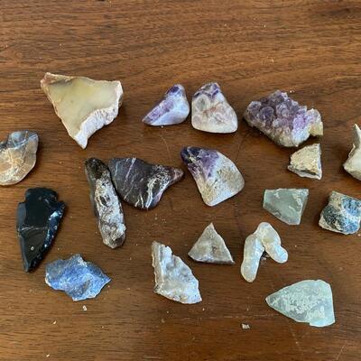 Lot of Small Mineral Rock Stones Crystals Arrowhead Petrified Wood Polished & Rough 