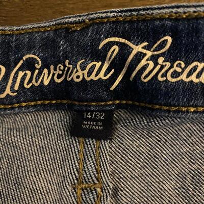 Universal Thread Pin Stripe Blue Denim Capri Straight Crop Pants High Rise Jeans
