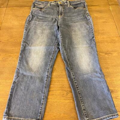 Universal Thread Pin Stripe Blue Denim Capri Straight Crop Pants High Rise Jeans