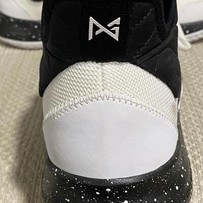 Men's NIKE Paul George PG3 Black & White Galaxy Splatter Size 11