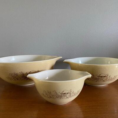 Set of 3 Vintage Beige Mushroom PYREX Mixing Set Forest Fancies Cinderella Bowl 441, 443, 444